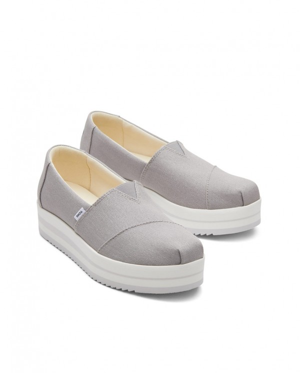Alpargatas de mujer con plataforma gris