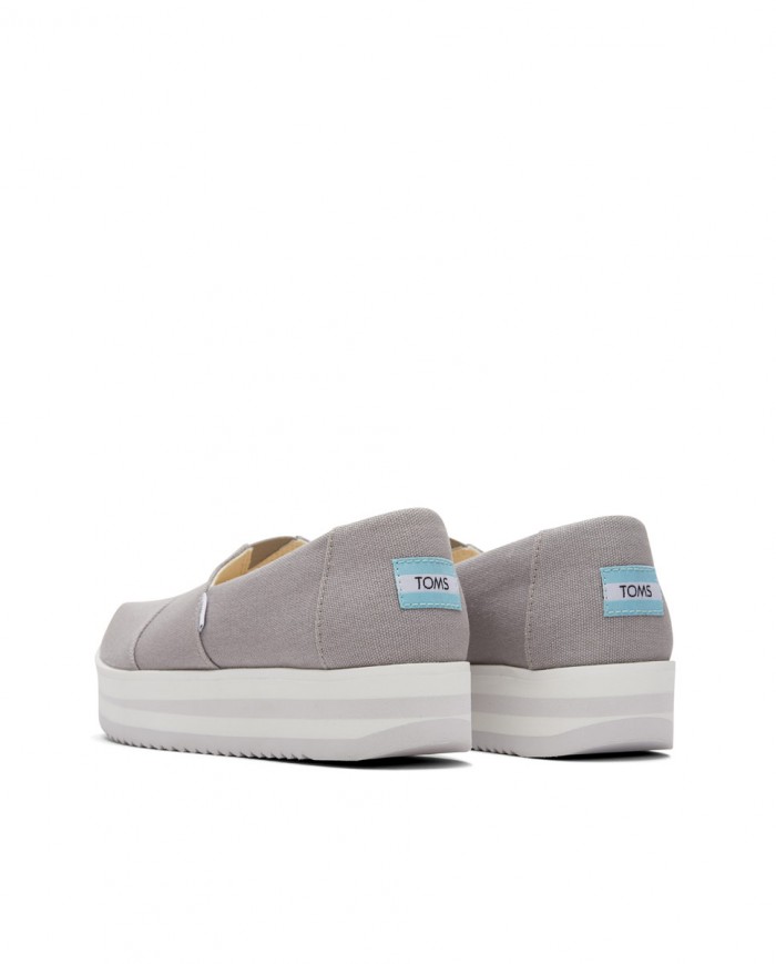 Alpargatas de mujer con plataforma gris