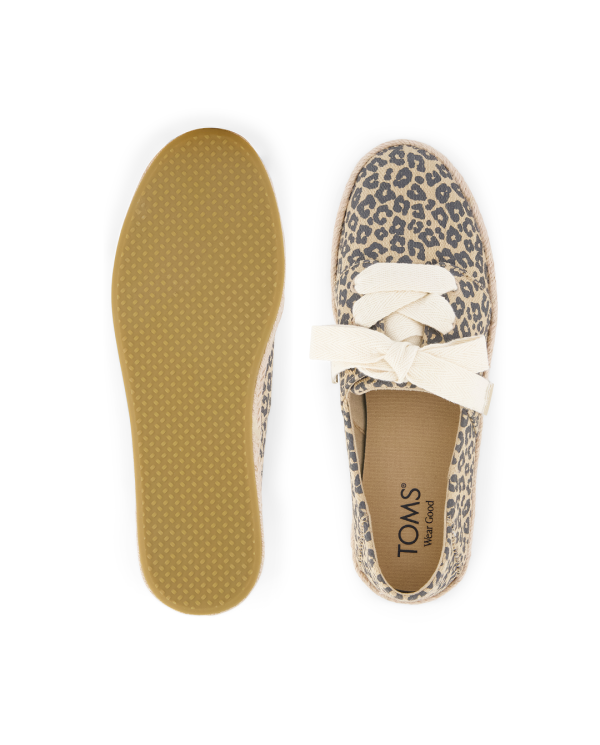 Alpargatas de mujer Carolina con lazada leopardo