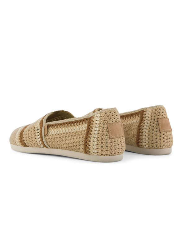 Alpargatas de mujer clásicas crochet almendra