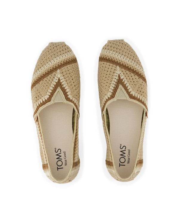 Alpargatas de mujer clásicas crochet almendra