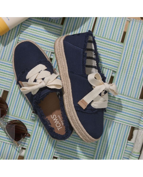 Alpargatas de mujer Carolina con lazada azul