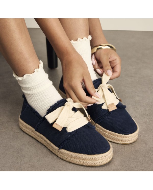 Alpargatas de mujer Carolina con lazada azul